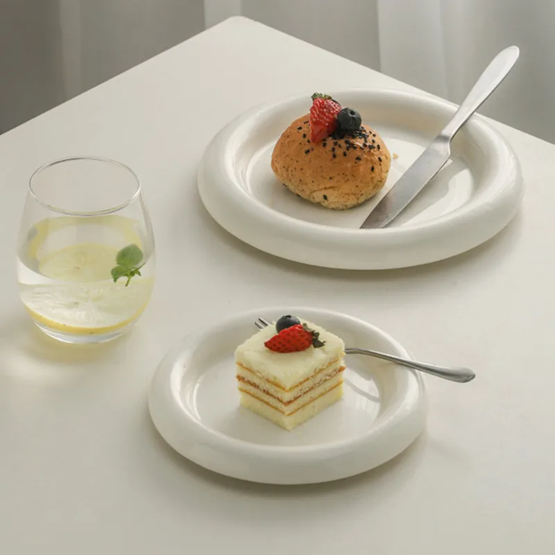 Chubby Flat Plate Ceramic Dishes Salad Dessert Plates Dinner Sauce Bowl  White Turn-up Mini Vinegar Dish Jewelry Display Plate