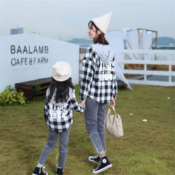 

2019 Autumn Winter Family Matching Clothes Plaid Hooded Cardigan Lattice Cardigan Shirt Mother And Daughter Clothes Family Look