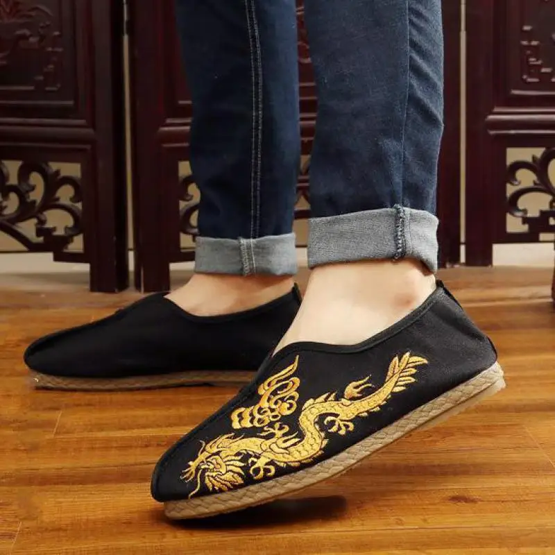 

New Arrival Men Canvas Casual Shoes Fashion Slip-on Dragon Pattern Canvas Shoes Driving Loafers Lazy soft Espadrilles Size 39~44