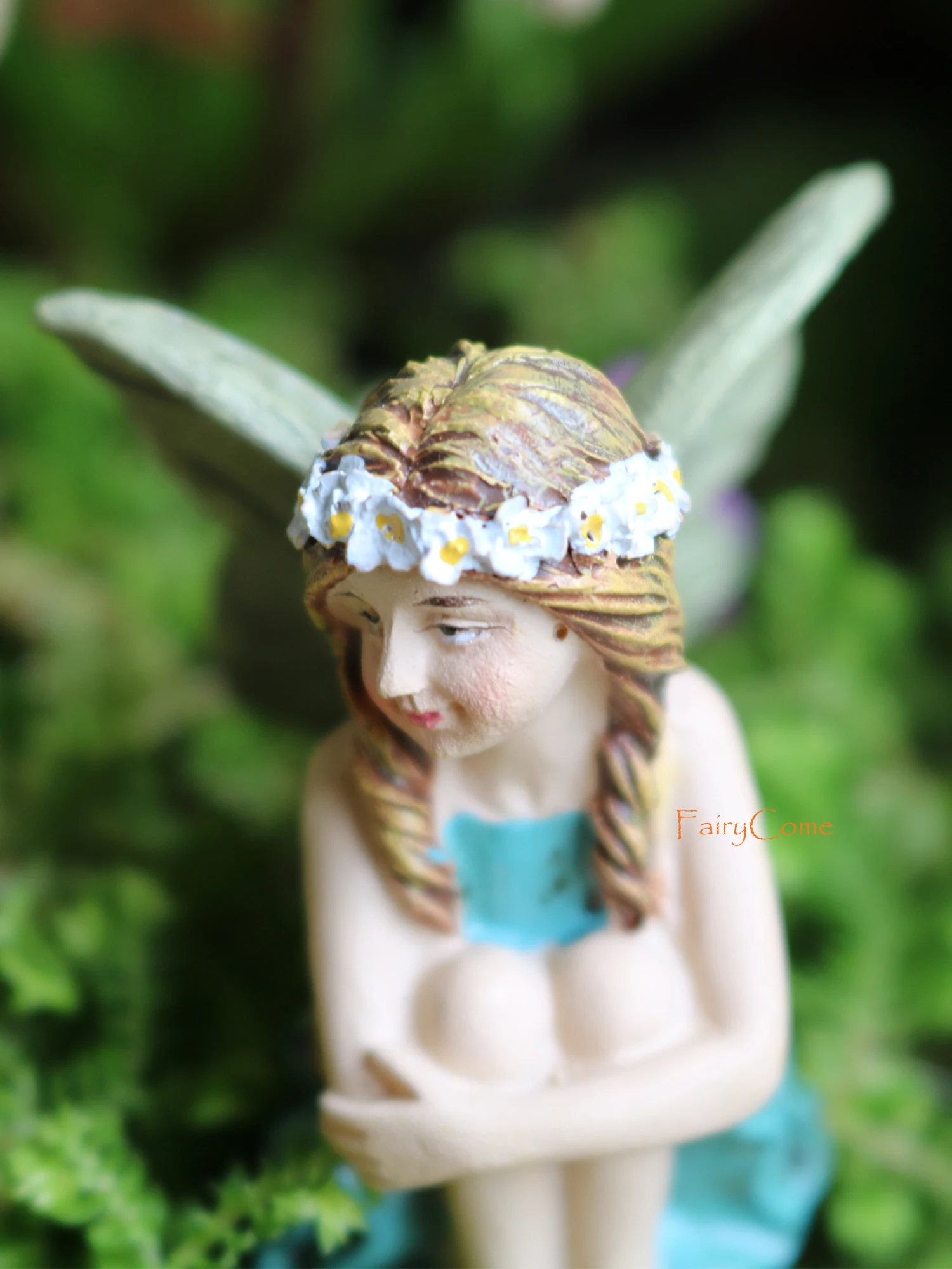 1 Piece of Miniature Garden Fairies Figurines Resin Mini Fairy Statue Figure Fairy Garden Ornaments Decorations Accessories