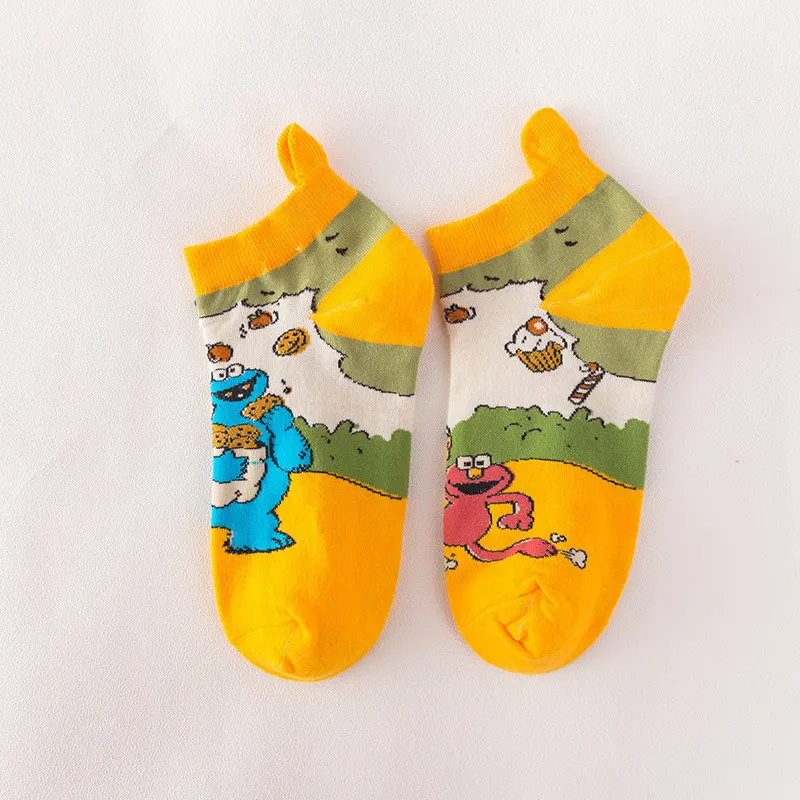 Asymmetrical Yellow Harakuju women cute cartoon individuality short socks unisex funny hipster Christmas Halloween gift socks - Цвет: Asymmetrical Yellow