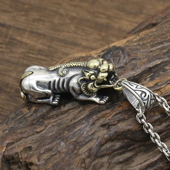 

S925 men's retro pendant men and women personality men's and women's sweater chain pendant