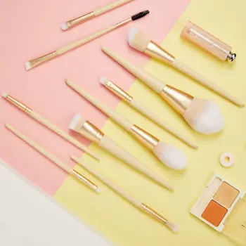 

Beginners Full Set Makeup Tool Creamy White Series 10 Makeup Brush Brush