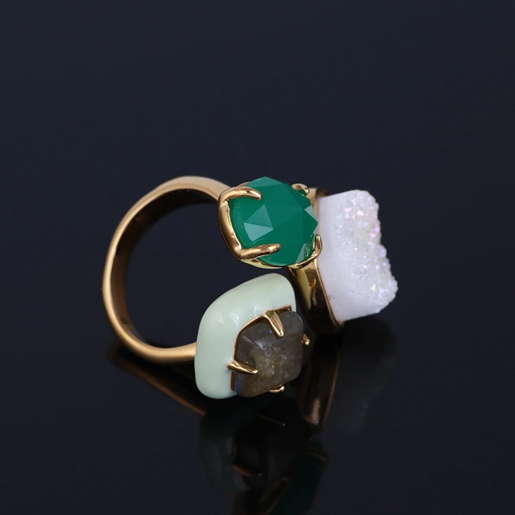 

Luxurious Inlay Irregular Statement Open Ring