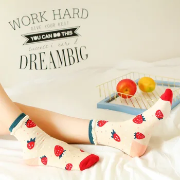 

Japanese socks female socks fruit strawberry orange Harajuku middle tube socks cotton cute student socks newproducts recommended