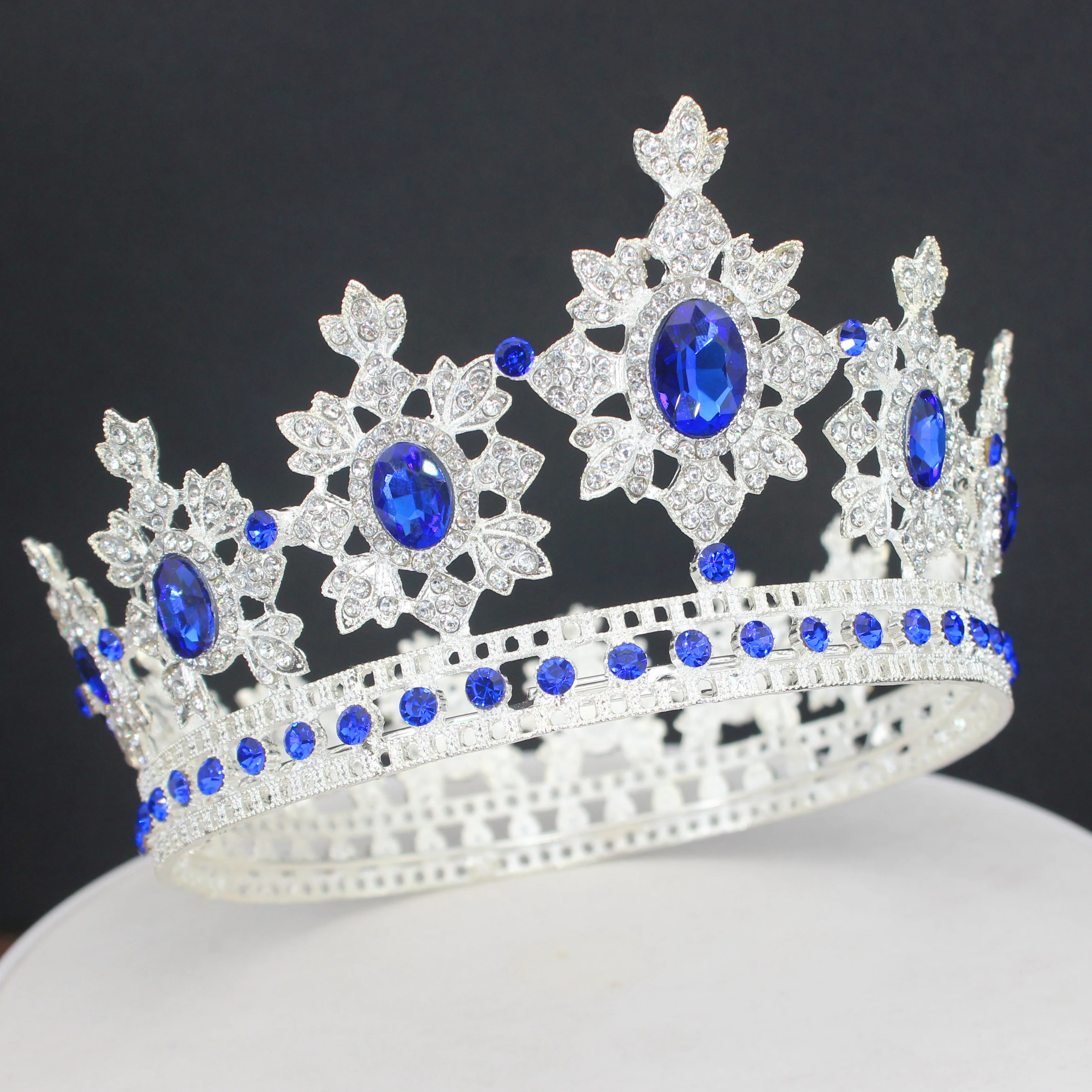 Hair Accessory Bridal Headwear Crystal Queen King Tiaras and Crowns Bridal Diadem Women Pageant Prom Hair Ornaments Wedding Bride Headpiece Jewelry Accessories