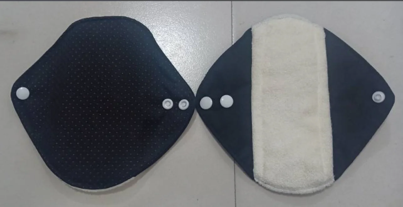 

Non-Slip Bamboo Terry Mama's Cloth Printed Menstrual Pads Liners Washable 100 pcs PUL+2 layers Microfiber+Bamboo Terry 17*18