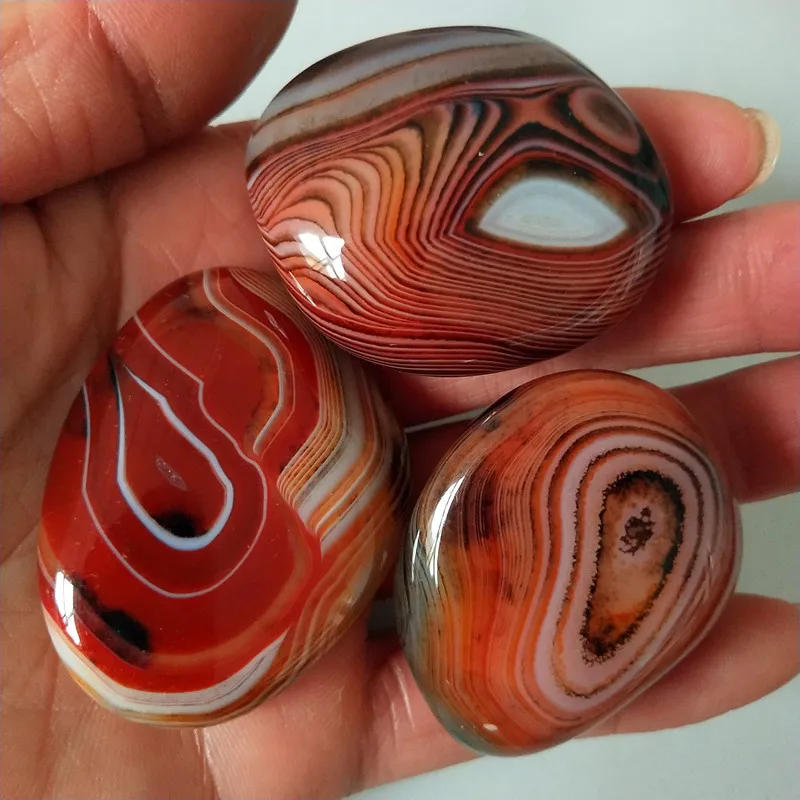 Natural stone Sardonyx agate palm stones playthings small stones and crystals healing crystals