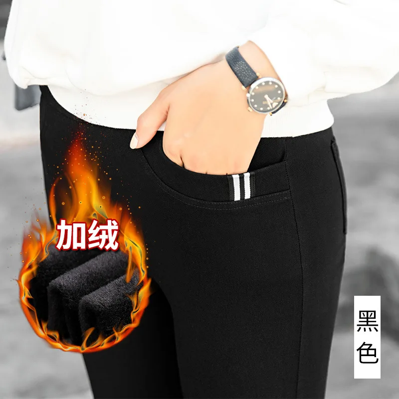 Женские зимние джинсы стрейч размера плюс, вельветовые, флис изнутри, утепленные, джинсовые штаны с высокой талией, теплые брюки, женские зимние джинсы - Цвет: Velvet  pure black