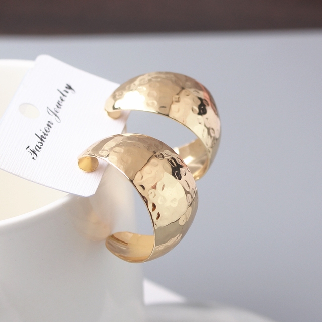 Fashion Exaggerate Big C Shaped Gold Color Drop Earrings Brincos Simple Party Round Loop Earings for Women Jewelry Wholesale