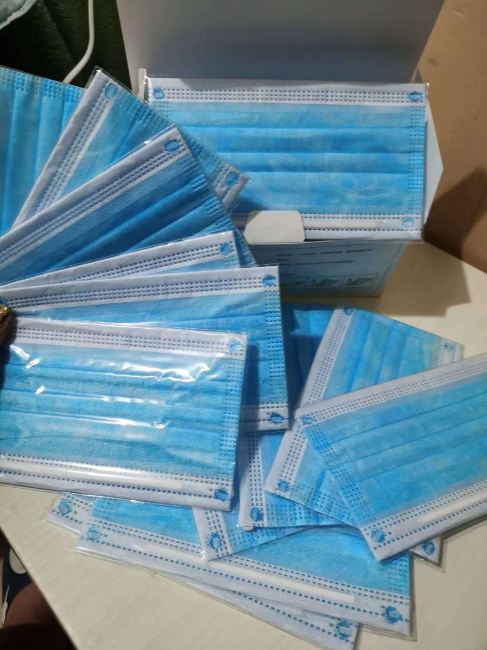 13727604459_1173931952