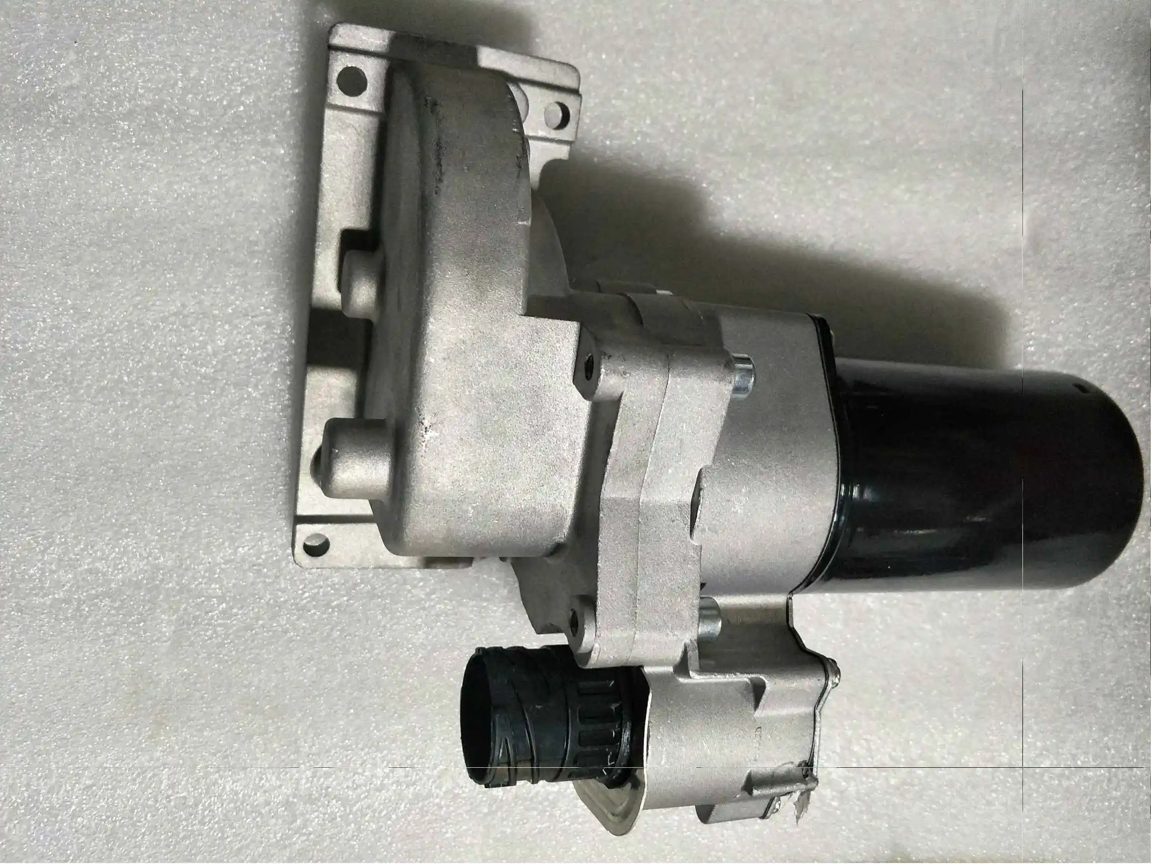Хорошее качество регулятор генератора для IVECO SCANIA V OLVO OEM: 1197311304 135856 IB363 VR-B209 04-110