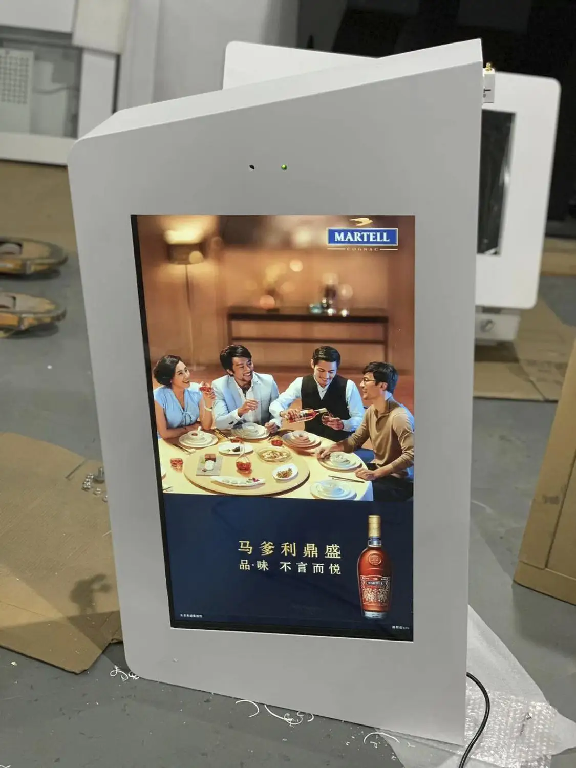 Ip65 Настенный в солнце 2000cd водонепроницаемый цифровой signage мультимедийный плеер для рекламных сообщений экран монитор 55 дюймов с ПК buit in