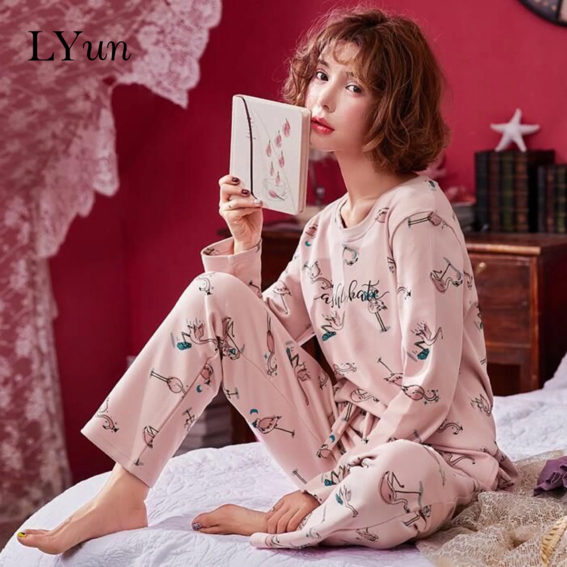 LYun женские пижамы, весенние и осенние пижамы, Длинные Мультяшные Хлопковые женские пижамы, большие размеры, пижамы+ пижамы, новинка