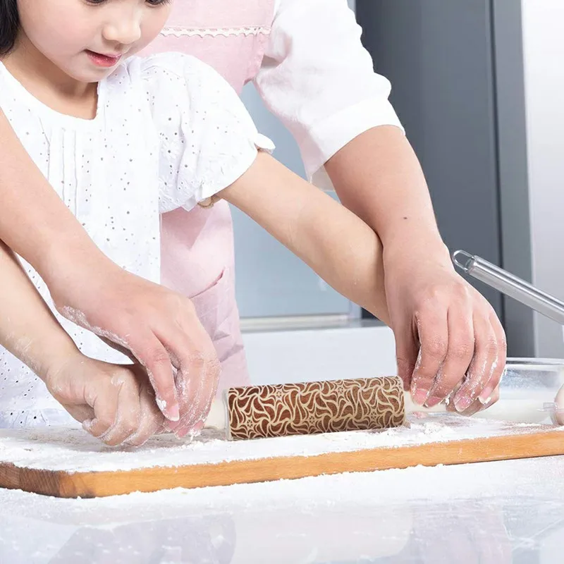 Christmas Embossing Rolling Pins Wooden Laser Engraved Carved Decorative Rolling Pin For DIY Cookies Noodle Biscuit Cake Fondant