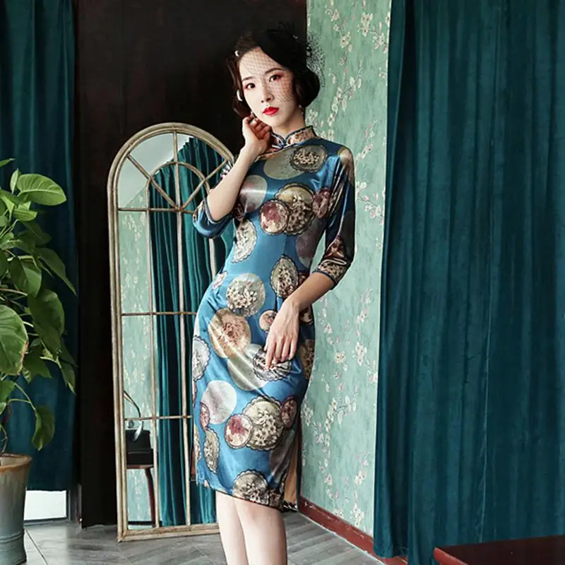 Юная леди 3/4 рукав китайские платья велюр цветок вечернее платье короткий Qipao Винтаж Кнопка китайский женский халат со стоячим воротником, с цветочным принтом - Цвет: Blue