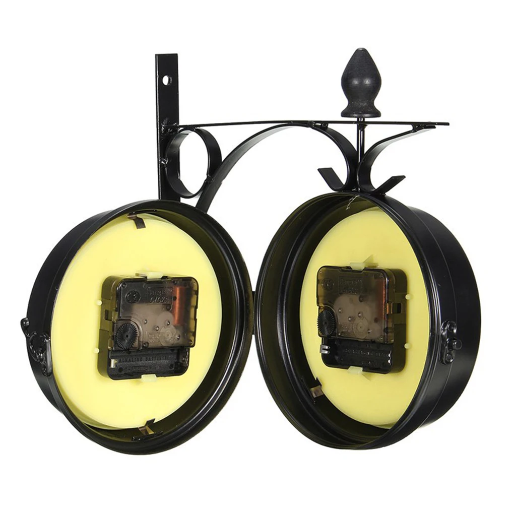Outdoor Wall Clock ing Retro Double Sided Battery Powered Metal Mount Vintage Garden Coffee Bar Decoration Round Station