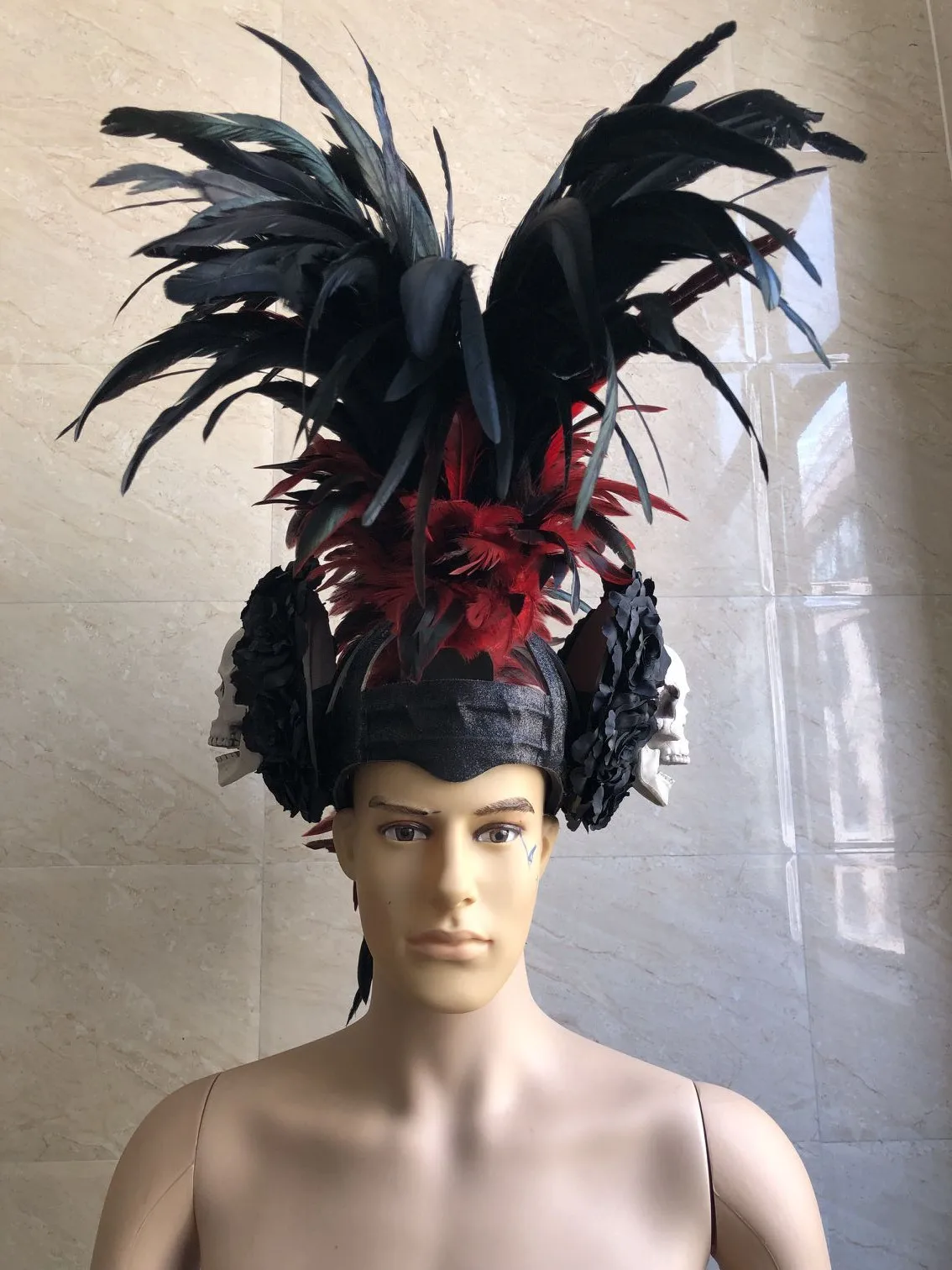 Короче спереди и длиннее сзади) spettacolo di danza copricapo di piume di Аксессуары di abbigliamento в интернет-магазине La FESTA ла Maschera IL праздник Пасхи шляпа на Хеллоуин