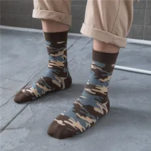 Модные хлопковые удобные и дышащие носки дикие мужские носки Осень Зима Новая индивидуальность дикие камуфляжные мужские носки