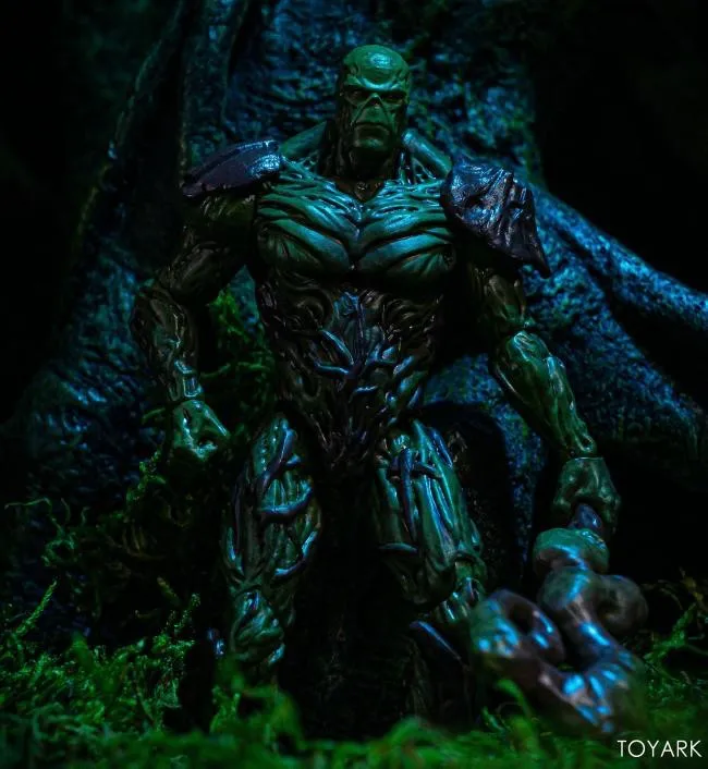 Фигурка американской компании DC DCI New 52 NEW52 Logo Series: Swamp Monsters Thing|Игровые фигурки и
