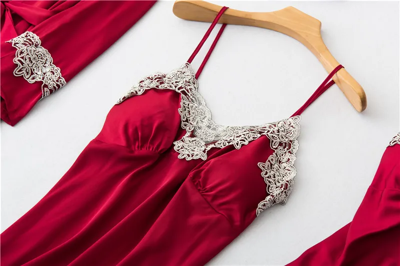 13057582916_1061836450