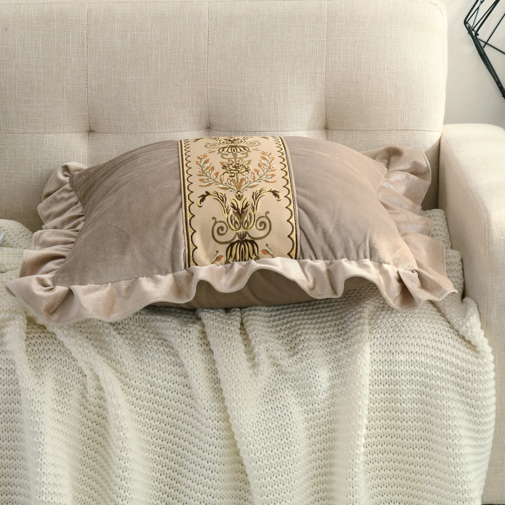 Luxury Patchwork Embroidery Lace Design Flower Velvet Cushion Cover Pillow Cover Pillowcase Home Decorative Sofa Throw Pillows
