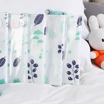 

9pcs Vacuum Storage Bag Thickened Reusable Cloth Compressed Bag Dustproof Clothes Blanket Packing Bag with Hand Pump (Size S, M,