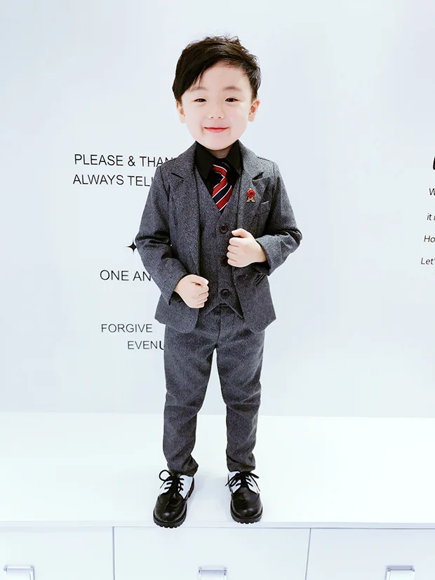Boys Formal Wedding Suit Campus Student Dress Gentleman Jacket Vest Pants Bowtie 4Pcs ceremony Costumes