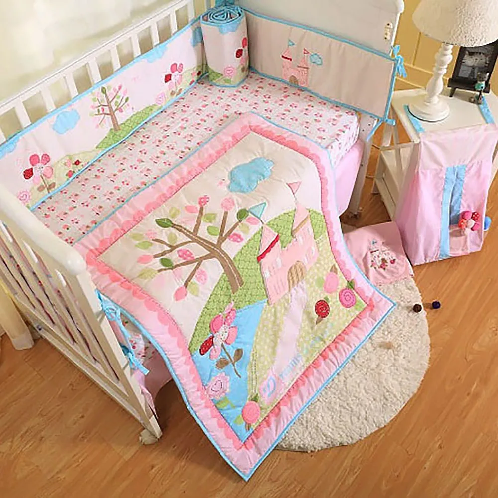 7pcs bedding sets Мультяшные комплекты постельного белья для новорожденных, детская кроватка, бамперы, кровать вокруг кроватки, эластичные простыни, одеяло, парк, Цветочная елка для девочек, Рождественский подарок - Цвет: 7pcs bedding sets
