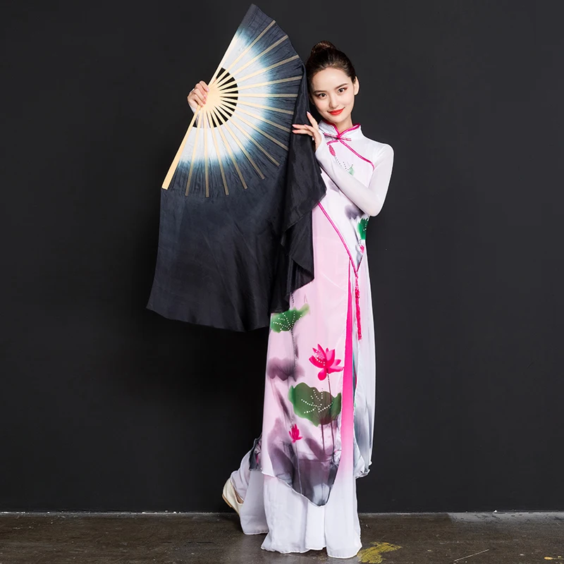

White Black Gradient Chinese Folk Dance Yangko Silk Fan Pair Real Silk Belly Dance Veil Stage Show Props