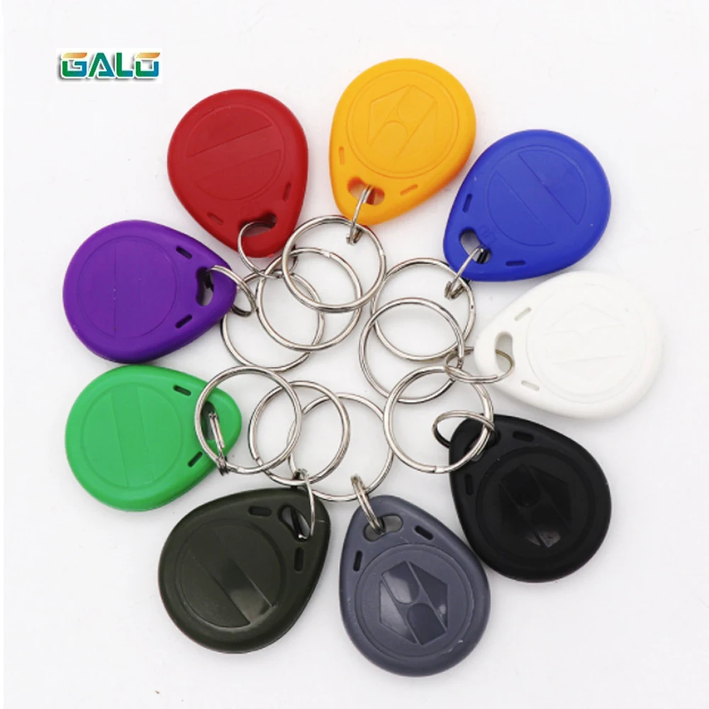 Color mezclado 10 unids/lote 125Khz proximidad de RFID T5577 tarjeta inteligente y regrabable muestra etiqueta llaveros de Control de acceso