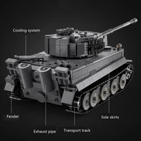 Simulation Building Block Assembly Remote Control Battle Tank All-round Driving 360° Rotate Turret Lifting Barrel Puzzle RC Tank 2