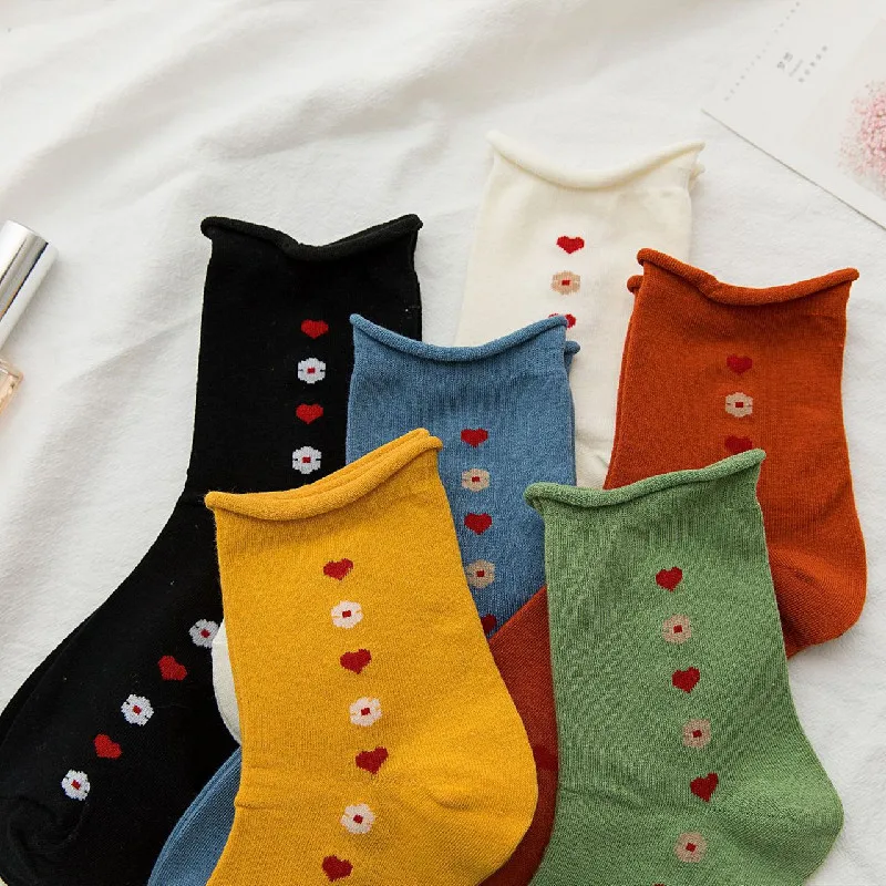Новые хлопковые носки для женщин с маленькими кудрявыми средними носками и