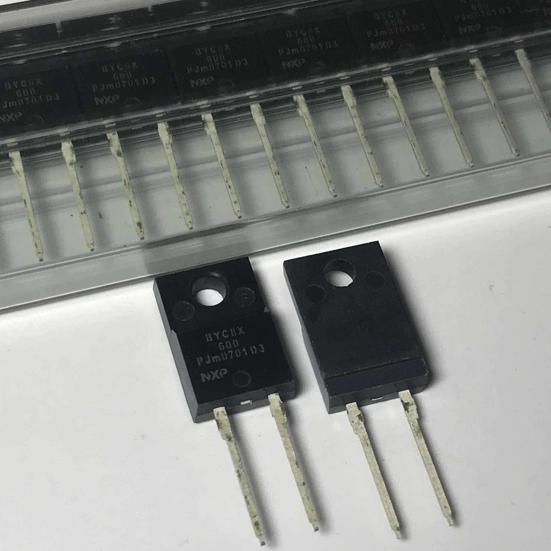 BYC8X-600 BYC8X 8A 600V TO-220F и 50 шт./лот