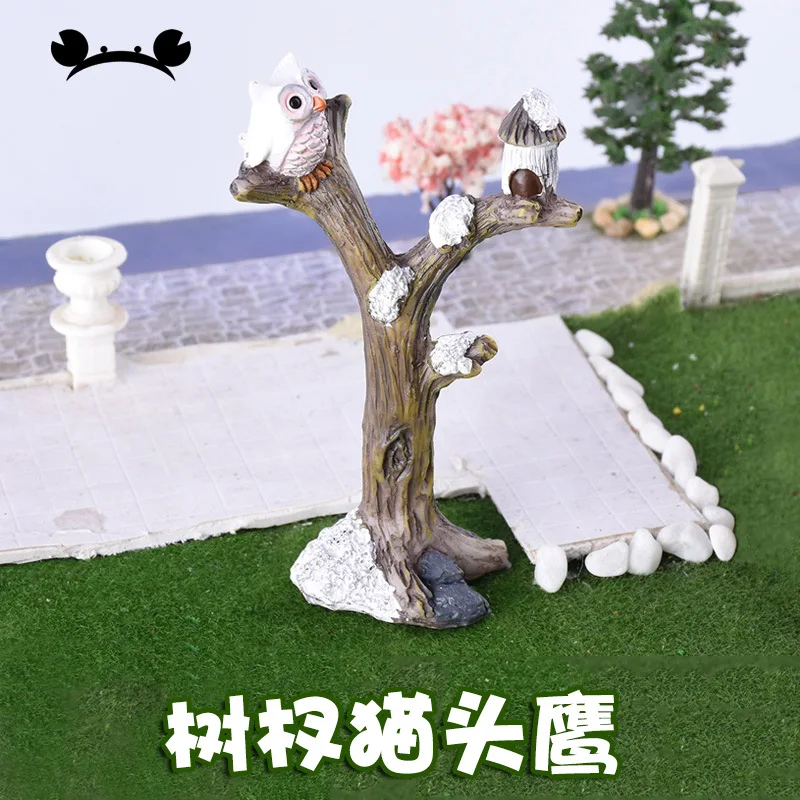 

Crab Kingdom Micro Landscape Decoration Tree Fork Owl Random Color Handmade Architecture Model Scene Decoration