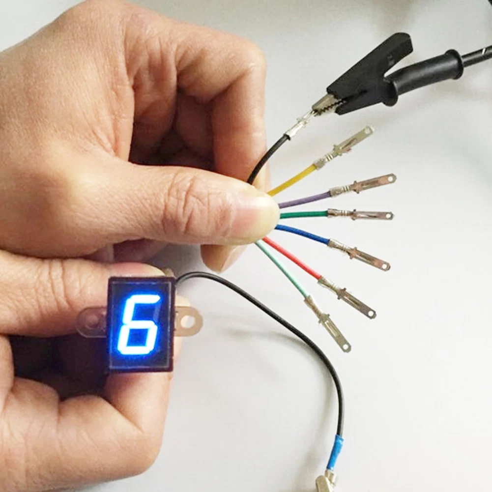 Хорошее качество мотоцикл цифровой яркий свет, LED Шестерни индикатор Дисплей датчика Аксессуары для мотоциклов спидометр