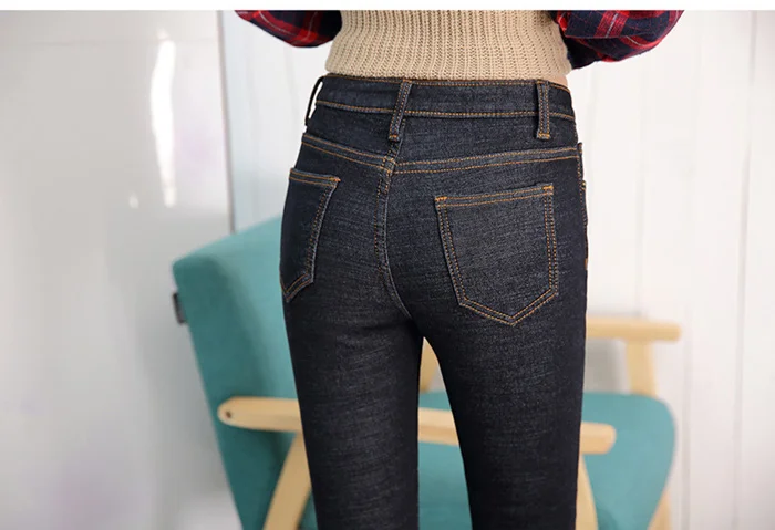 Корейские женские джинсы, Плюс Размер, зимние теплые джинсы, синие одноцветные обтягивающие флисовые плотные узкие брюки, популярные джинсовые брюки