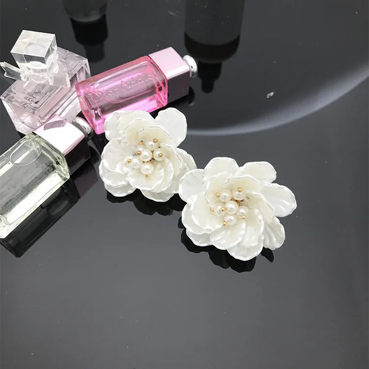 Новый дизайн милые ювелирные изделия стерео серьги гвоздики с цветком имитация