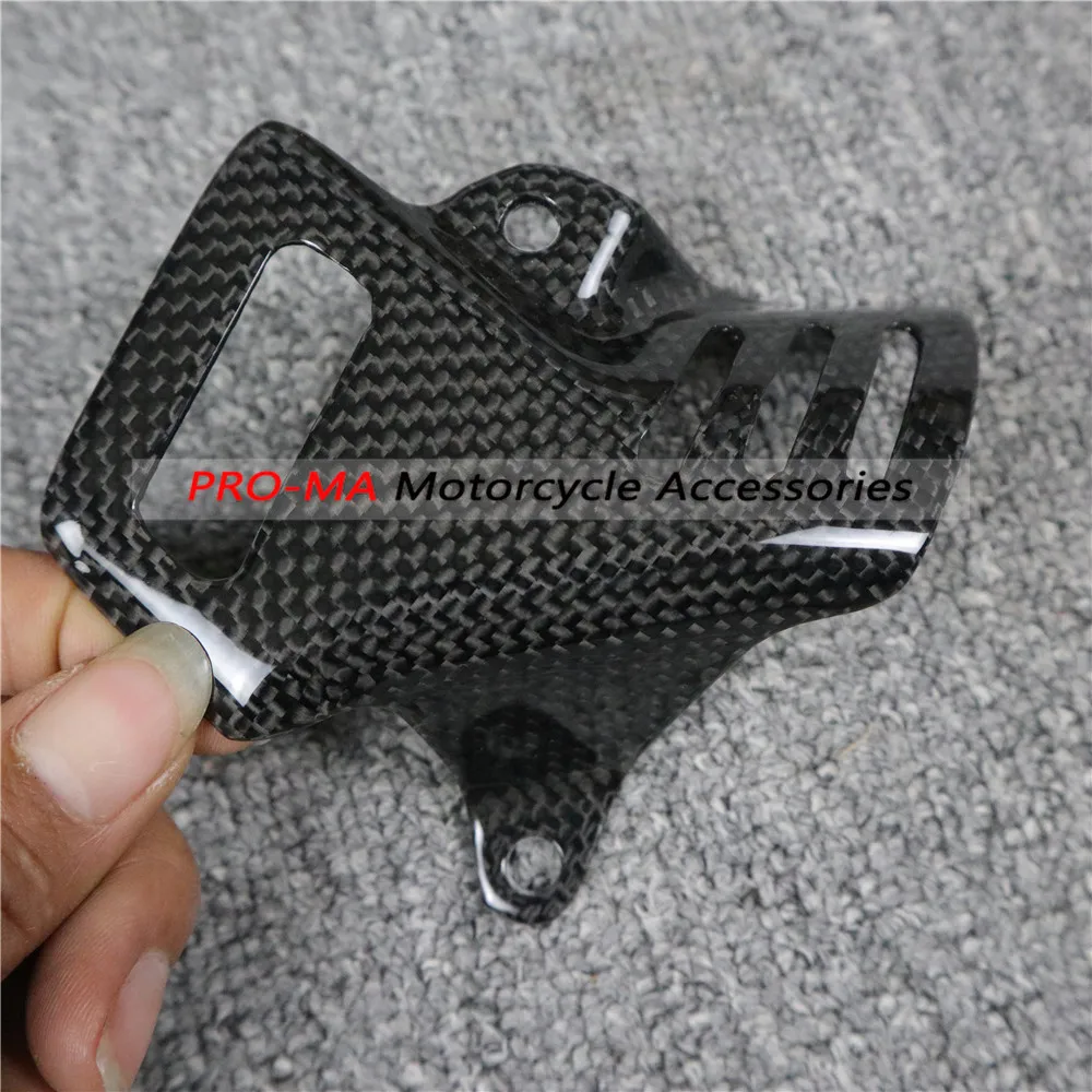 

Motorcycle Small Side Panel in Carbon Fiber For MV Agusta Brutale 800/800RR/800RC 2017-2019 Plain glossy weave