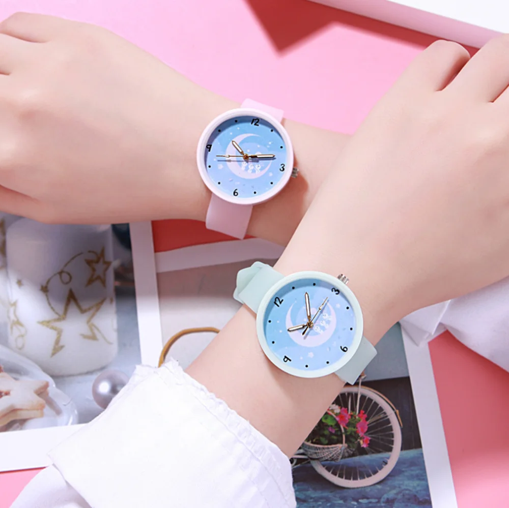 

2019 Beautiful fashion silicone strap ladies luminous watches
