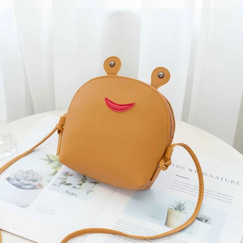 ZHJ90827061BW_0519442373717579676