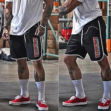 Новинка, мужские Модные брендовые дышащие шорты для фитнеса, s, бодибилдинг, сетчатые мужские повседневные шорты, удобные, размера плюс, спортивные шорты