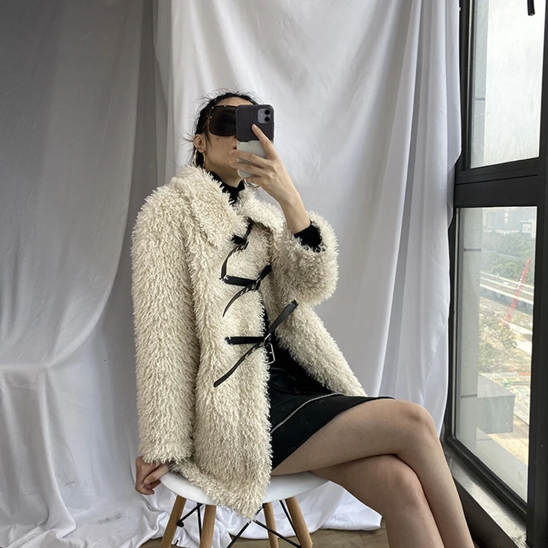 [EAM] Loose Fit Lambswool Split Big Size Thick Woolen Coat Parkas New Long Sleeve Women Fashion Tide Autumn Winter 1M420