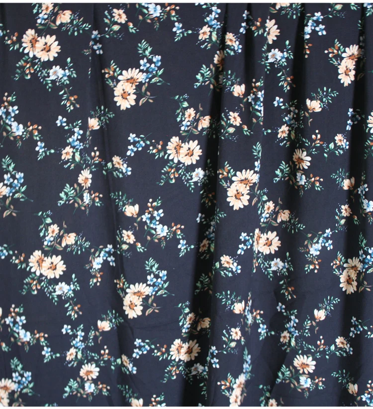 Половина метра темно-синий низ с ромашками шифоновая ткань с цветами для весны лета Дамская одежда платье рубашка материал T967