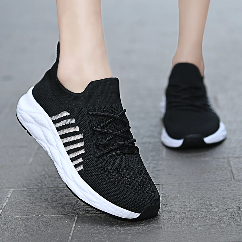 

New Men Fashion Cheap Men's Sneakers Breathable Casual Shoes Mesh Lightweight Summer Men's Shoes Walking Zapatillas Hombre