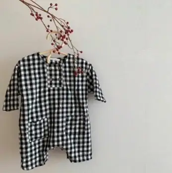 

2020 Spring Arrive Classic Plaid Baby Romper White and Black Overalls Kids Girls Boys Pants Jumpsuit INS Cotton Children pants