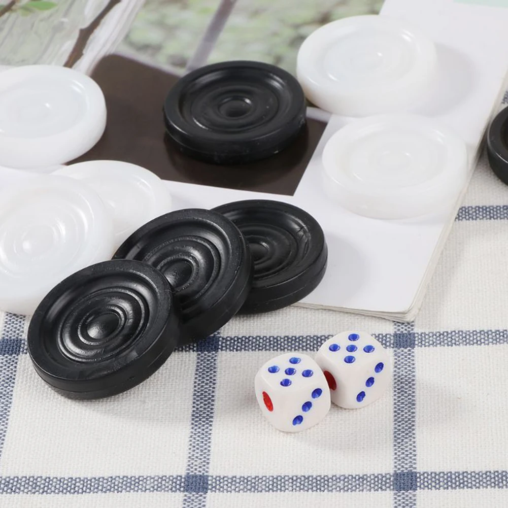 Plastic Checkers Backgammon Chess Pieces 30pcs/Set With 2 Dice