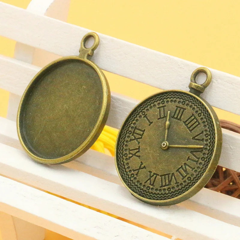 

10pcs/lot 25mm Round Antique Bronze Clock cabochon settings blank Glass pendant Tray for DIY Bracelet Necklace Jewelry Findings