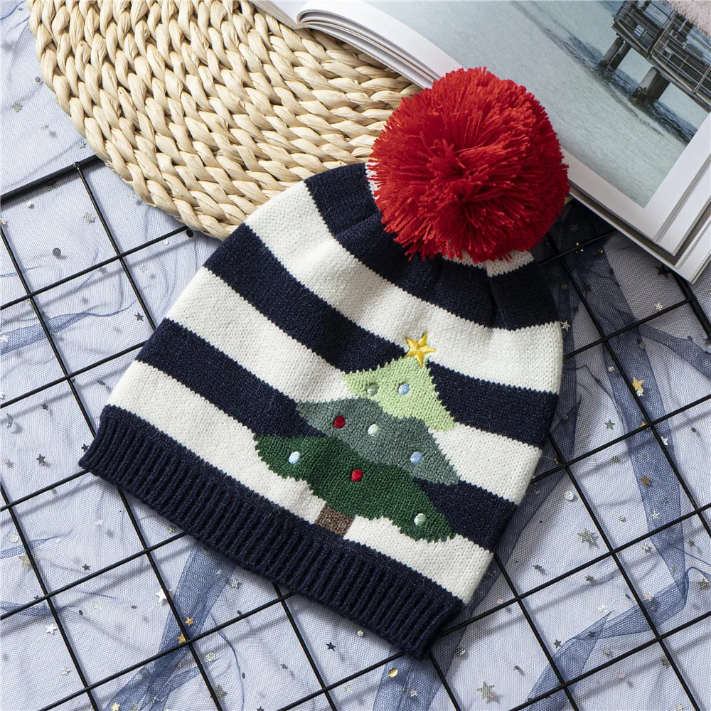 Christmas children's hats knitted warm thickened 2-5 year old stripes colorful Santa Claus pattern 2020 New Year decoration