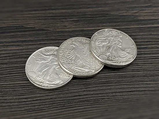 Triad moedas (andando liberdade meio dólar truque)